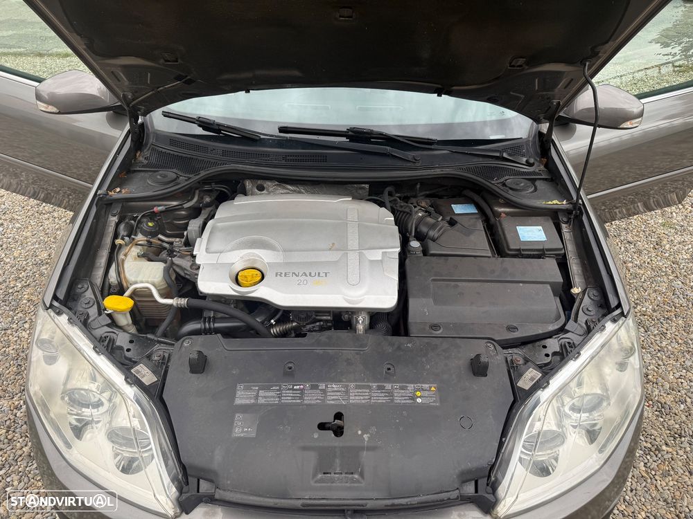 Renault Laguna 2.0 dCi Confort - 22