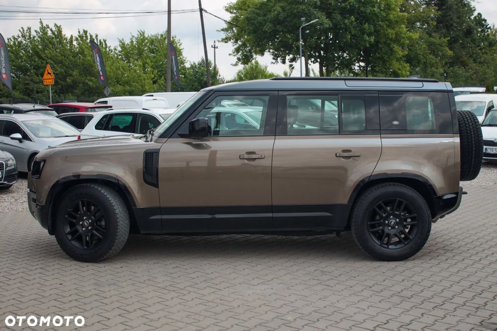 Land Rover Defender 110 D200 X-Dynamic HSE - 4