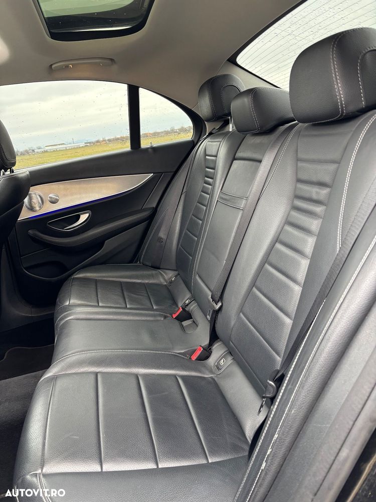 Mercedes-Benz E 220 d 9G-TRONIC Exclusive - 17