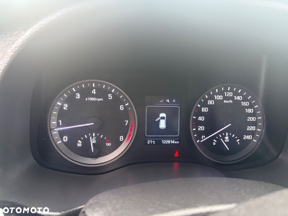 Hyundai Tucson 1.6 GDI BlueDrive Comfort 2WD - 24