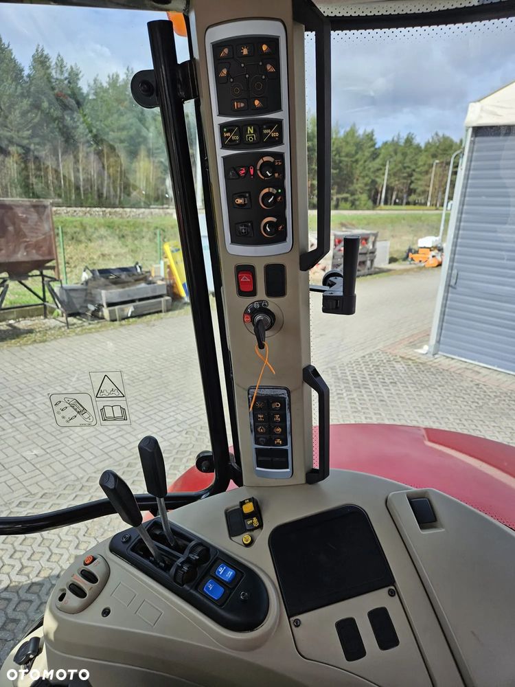 Massey Ferguson 6718S - 11