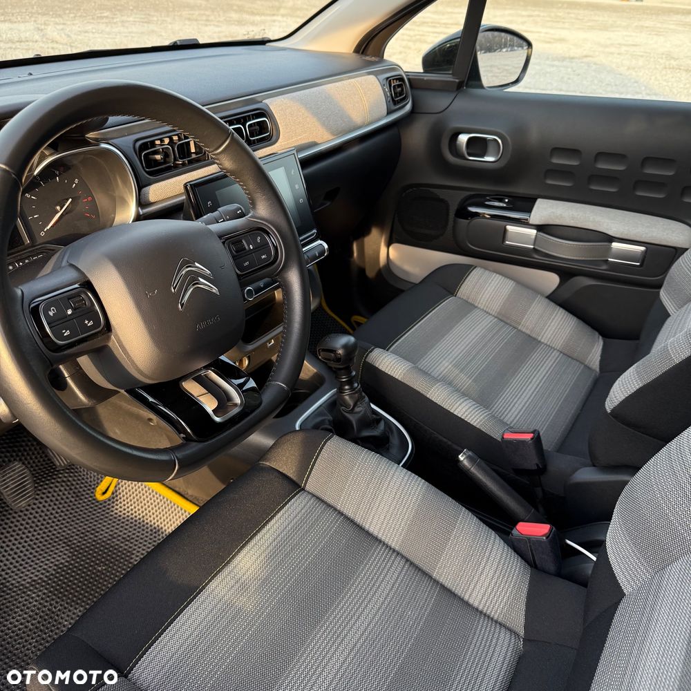 Citroën C3 BlueHDi 100 S&S PLUS - 17