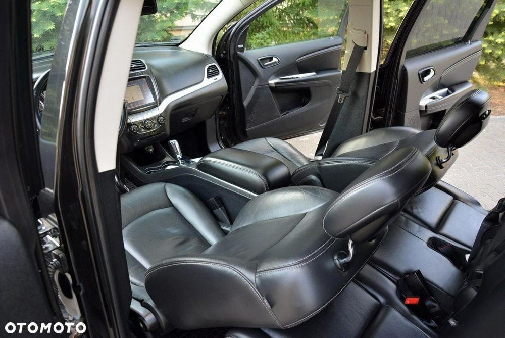 Fiat Freemont 2.0 Multijet Lounge AWD - 23