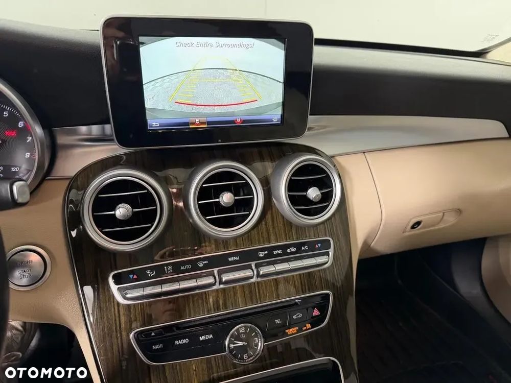 Mercedes-Benz Klasa C 300 7G-TRONIC AMG Line - 8