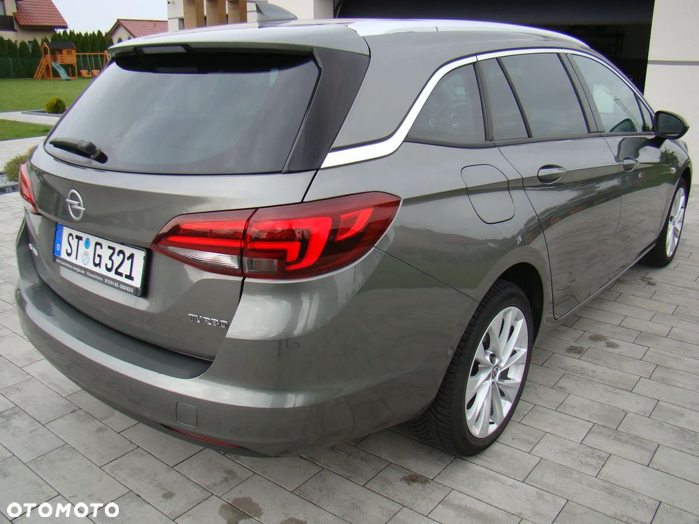Opel Astra 1.4 Turbo Sports Tourer Innovation - 11