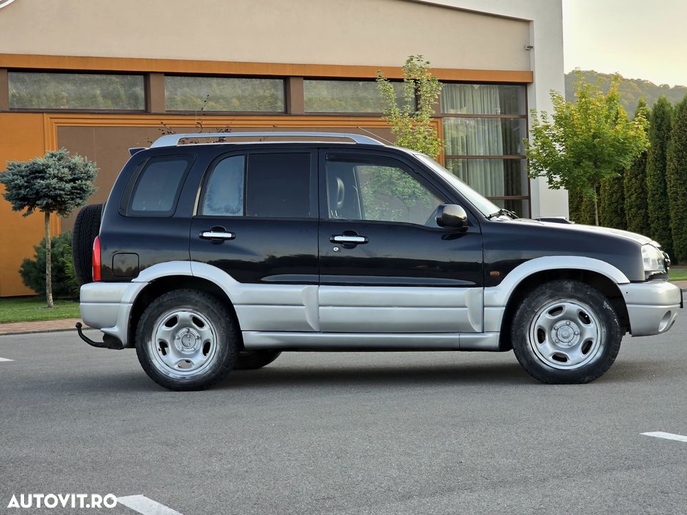 Suzuki Grand Vitara 2.0 TD Comfort Style - 10
