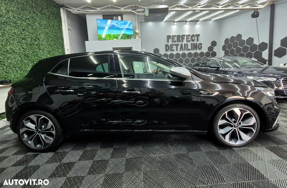 Renault Megane BLUE dCi 115 GT LINE - 13