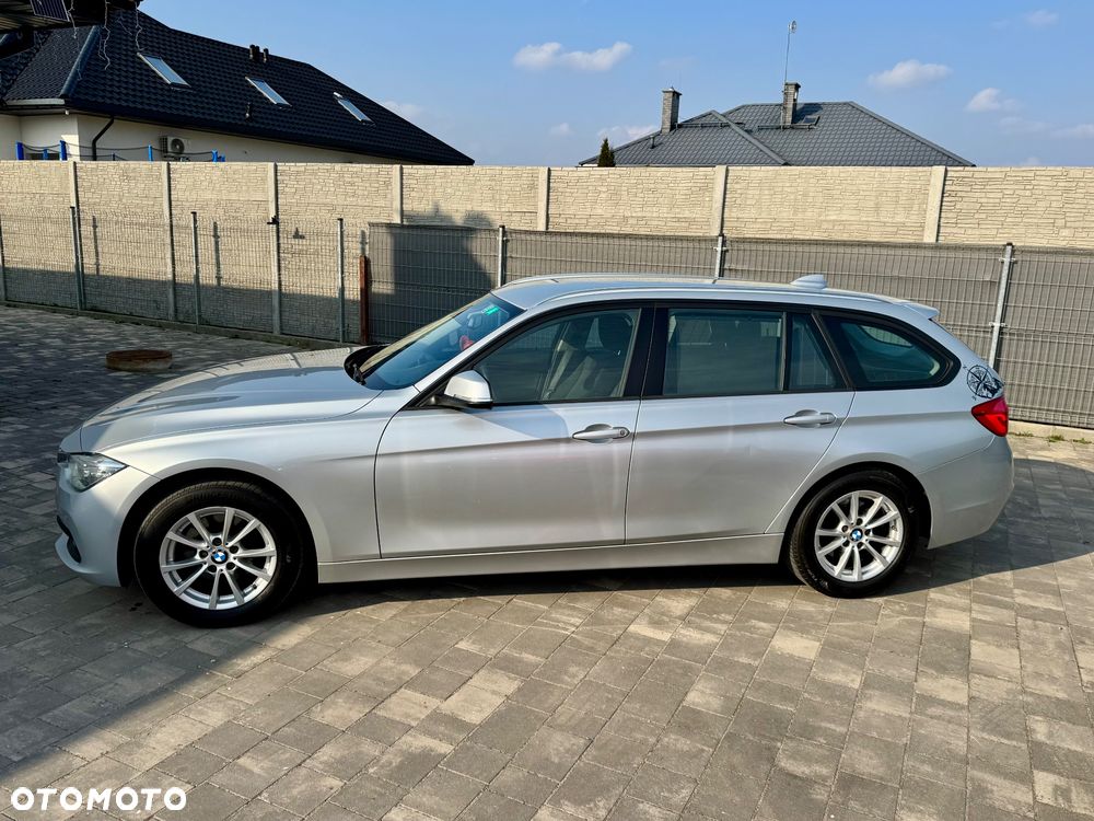 BMW Seria 3 320d Edition Luxury Line Purity - 15