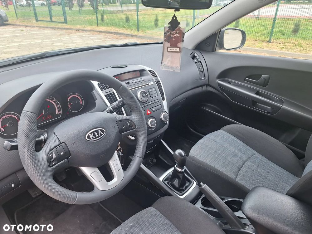 Kia Ceed 1.4 CVVT Spirit - 7