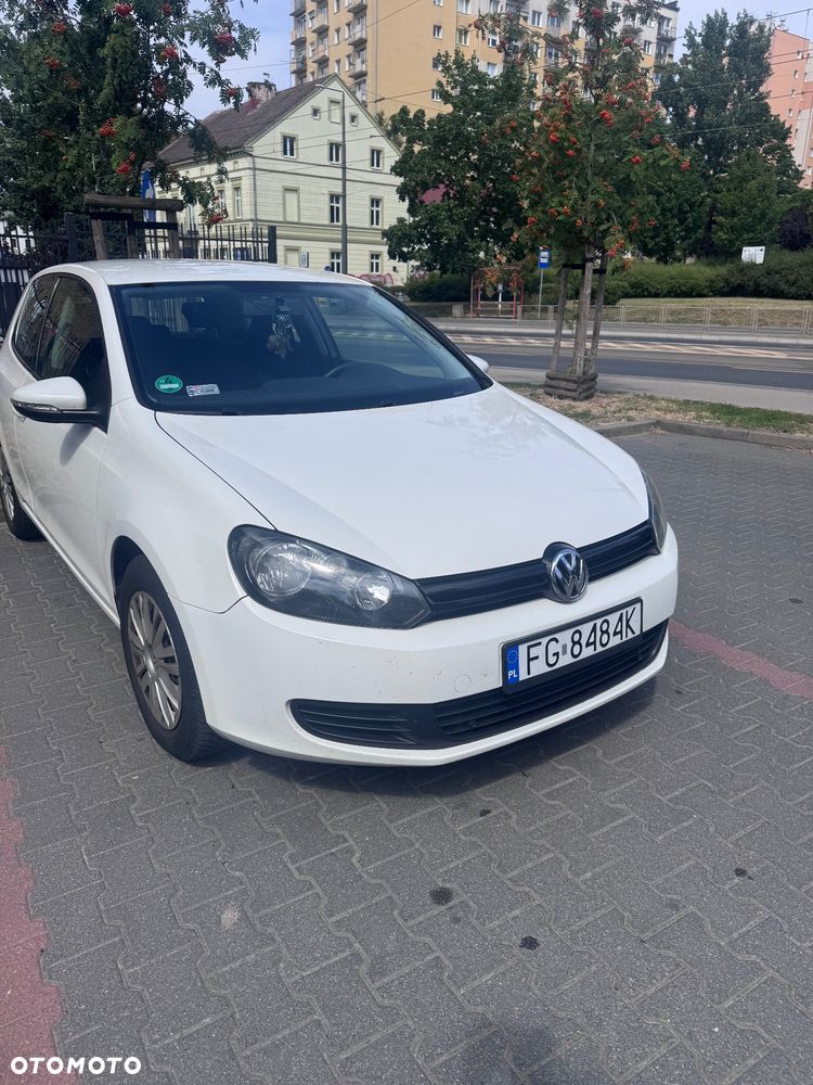 Volkswagen Golf 1.6 Trendline - 1