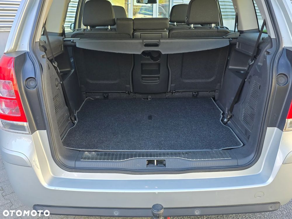 Opel Zafira 1.8 Elegance - 24