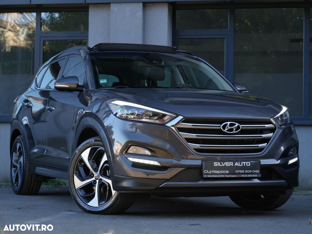 Hyundai Tucson 2.0 CRDI 4WD Automatik Premium - 25