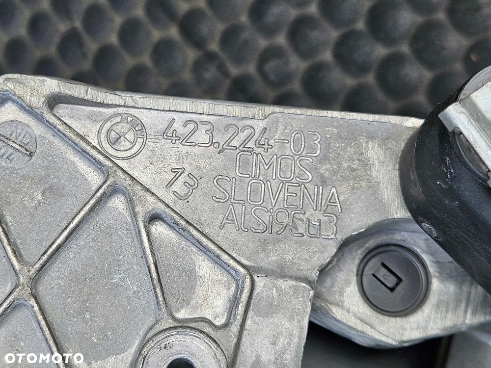 Pedały 678711/10 6761310 Pedał Czujnik Hamulca Sprzegła Stelaż Manual Europa BMW 3 E90 E91 E92 - 22