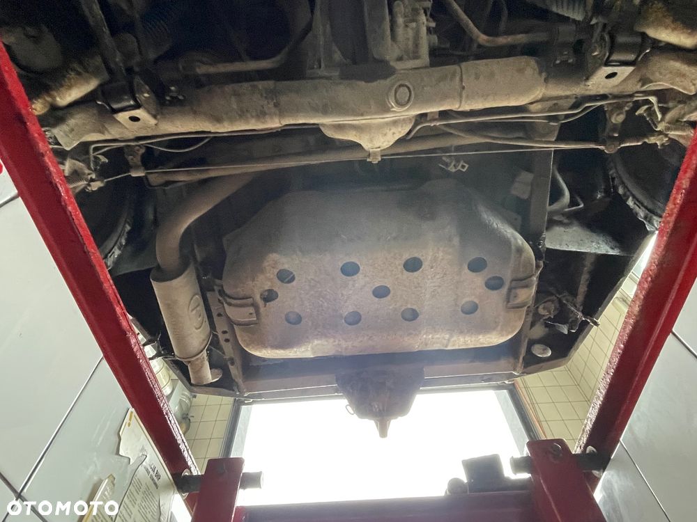 Toyota Land Cruiser - 18