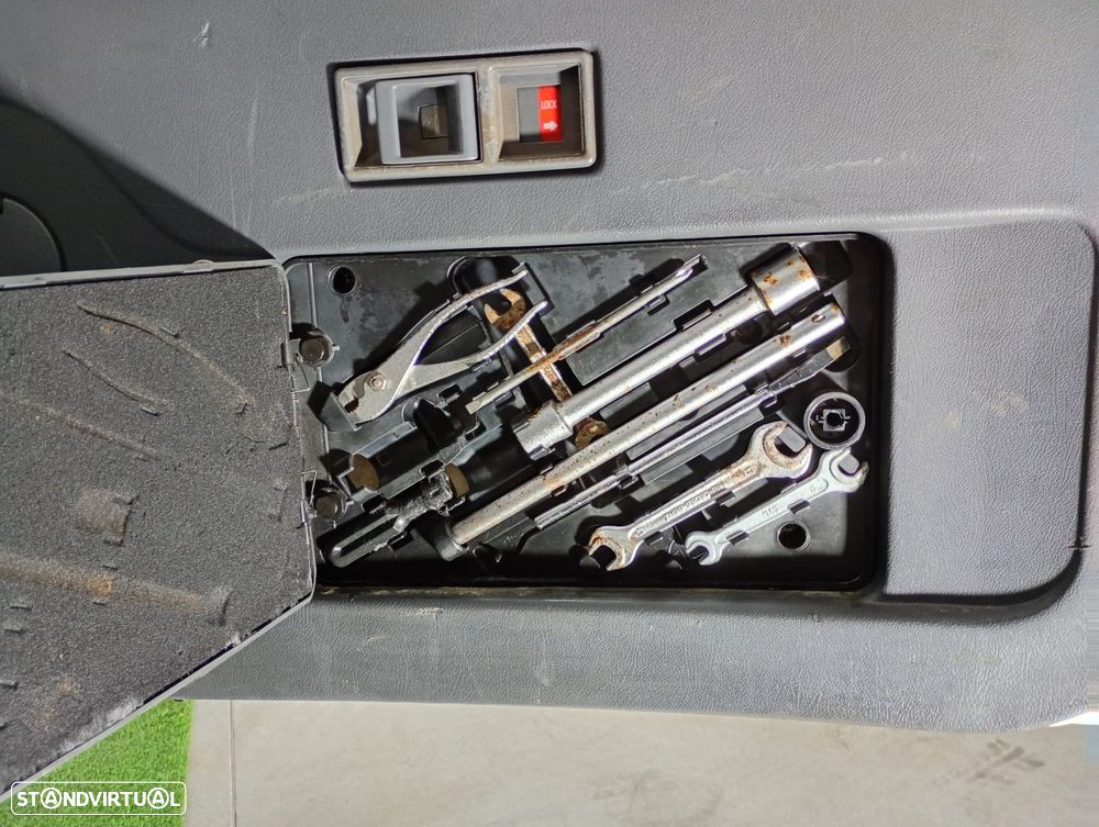 Mitsubishi Pajero 2.5 TDi GLS - 31