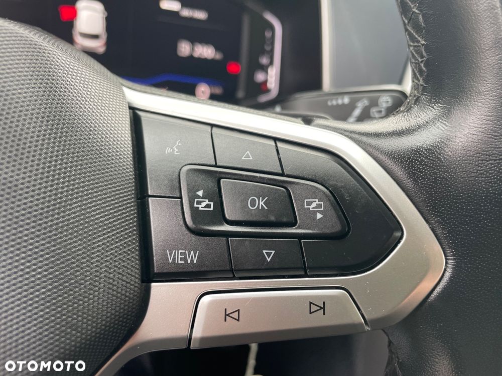 Volkswagen T-Roc 2.0 TDI SCR DSG Sport - 18