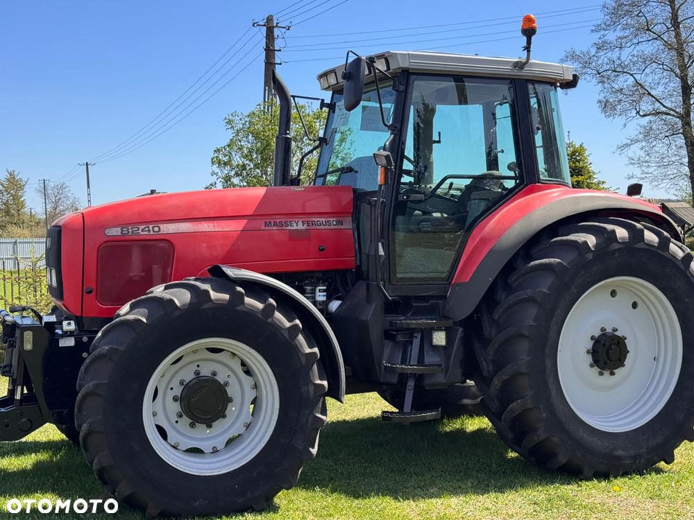 Massey Ferguson 8240 - 16