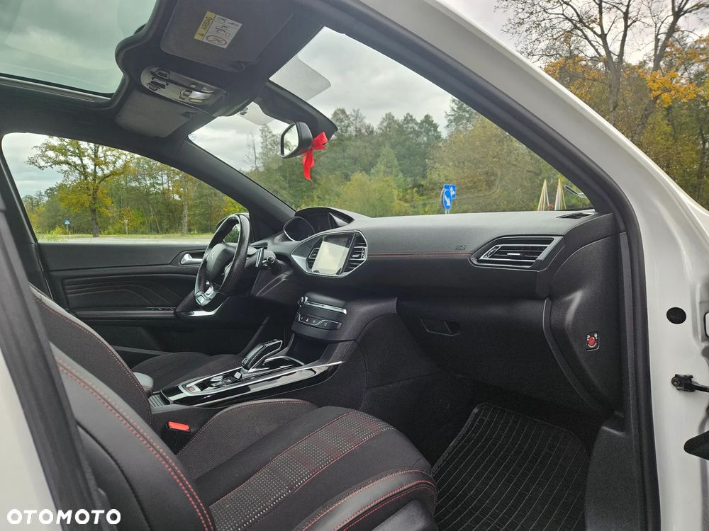 Peugeot 308 PureTech 130 EAT6 Stop & Start GT-Line Edition - 26