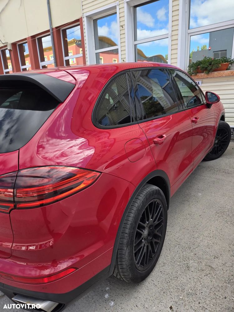 Porsche Cayenne - 3
