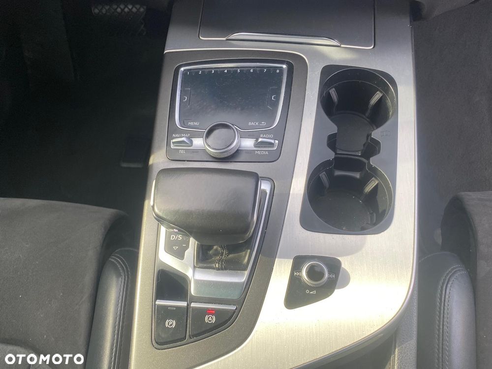Audi Q7 - 31