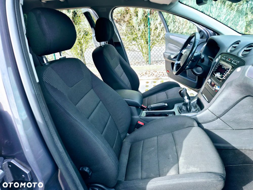 Ford Mondeo - 7