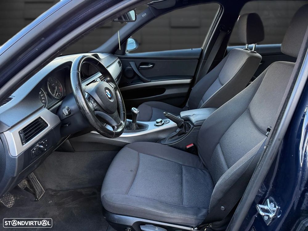 BMW 318 d Navigation - 7