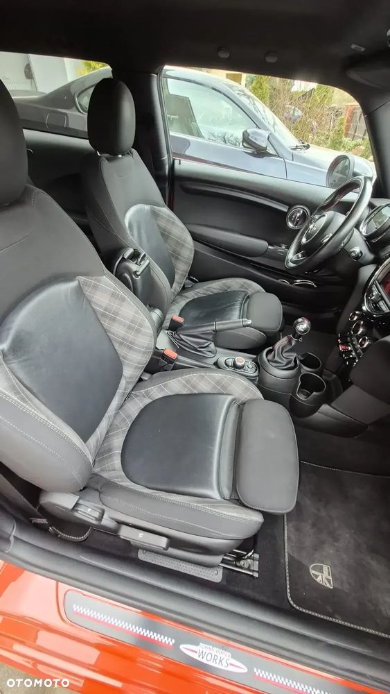 MINI Cooper John Works Trim - 8