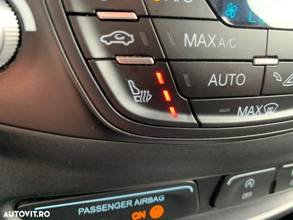 Ford B-Max 1.0 EcoBoost Start Stop Titanium - 38
