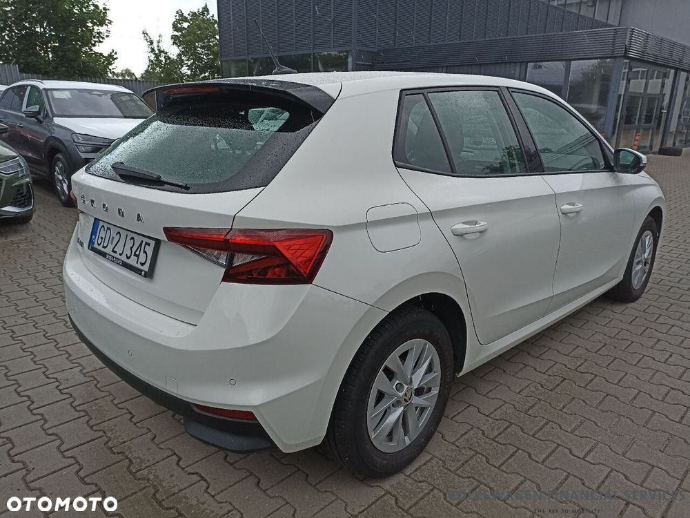 Skoda Fabia 2023 photo 3