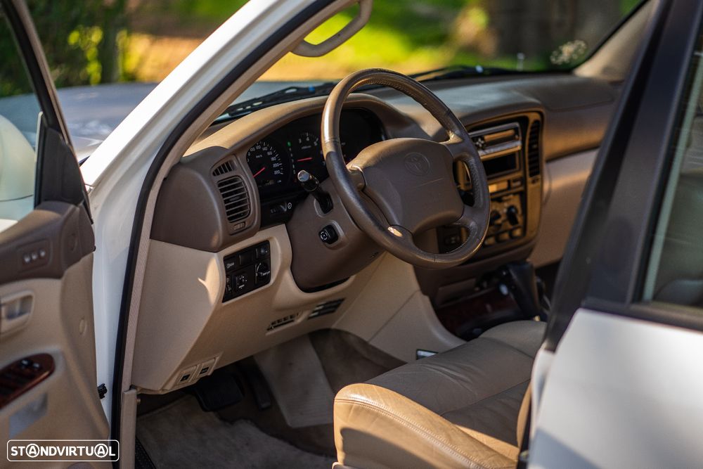Toyota Land Cruiser SW 4.7 VX TA - 20