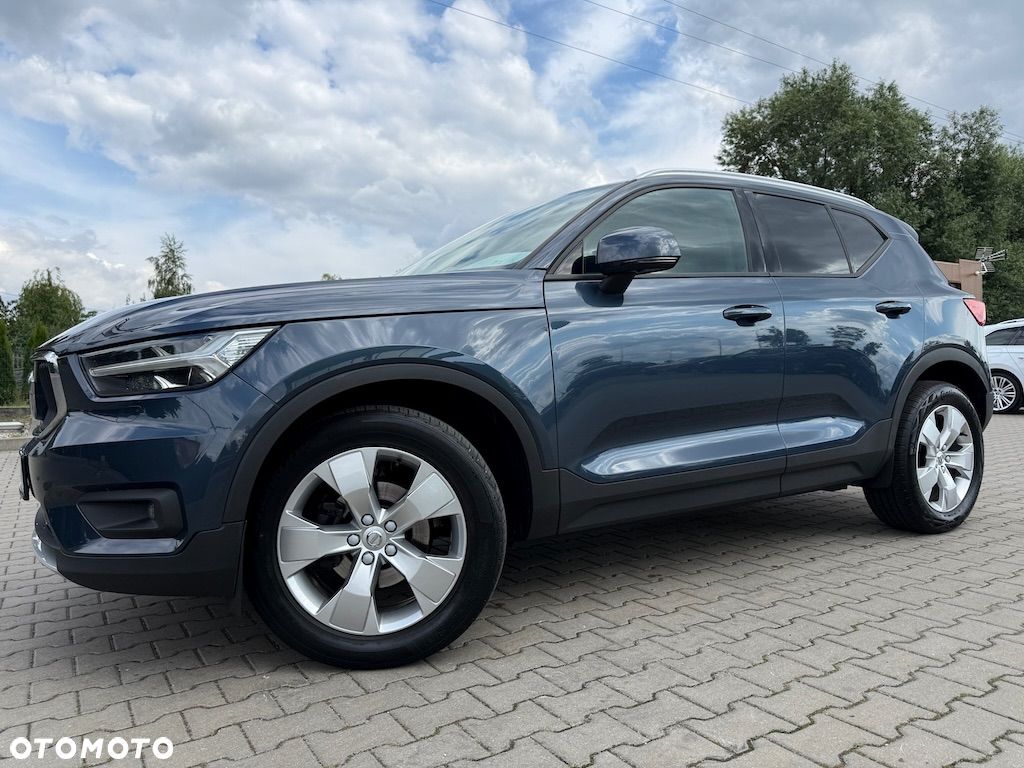 Volvo XC 40 T3 Momentum Pro - 1