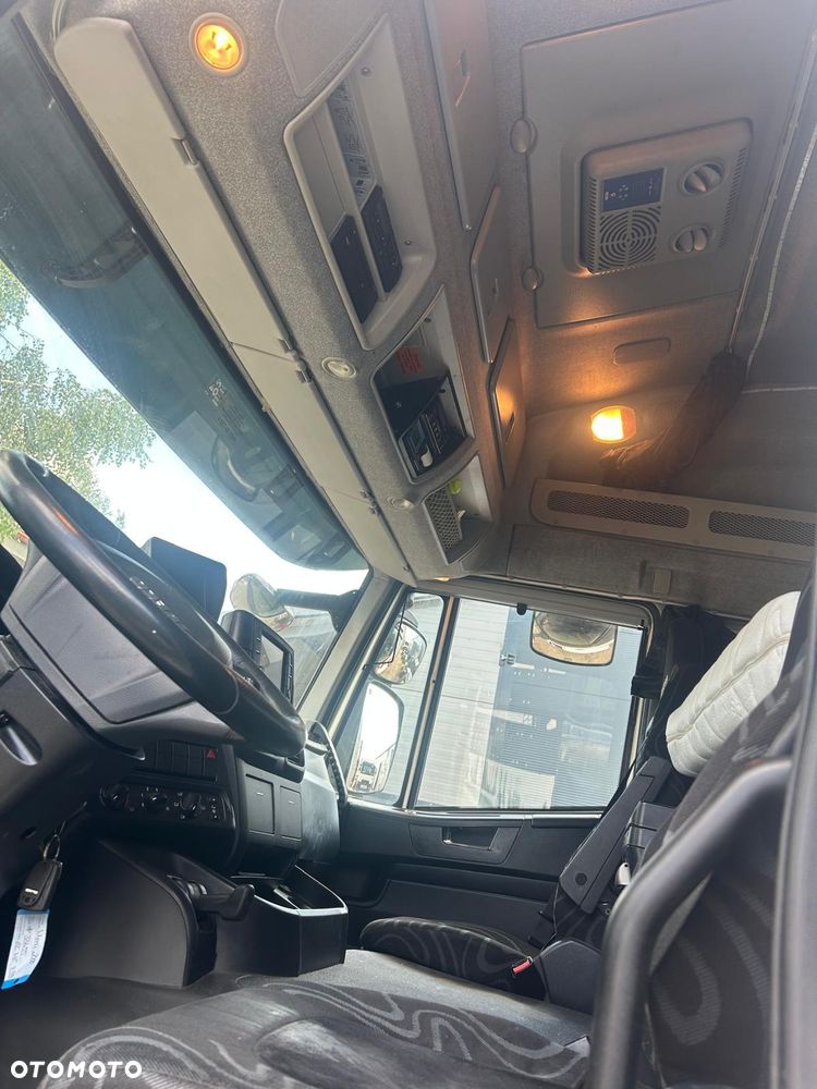 Iveco Strails 360 // 2015r // 779 tys km - 6