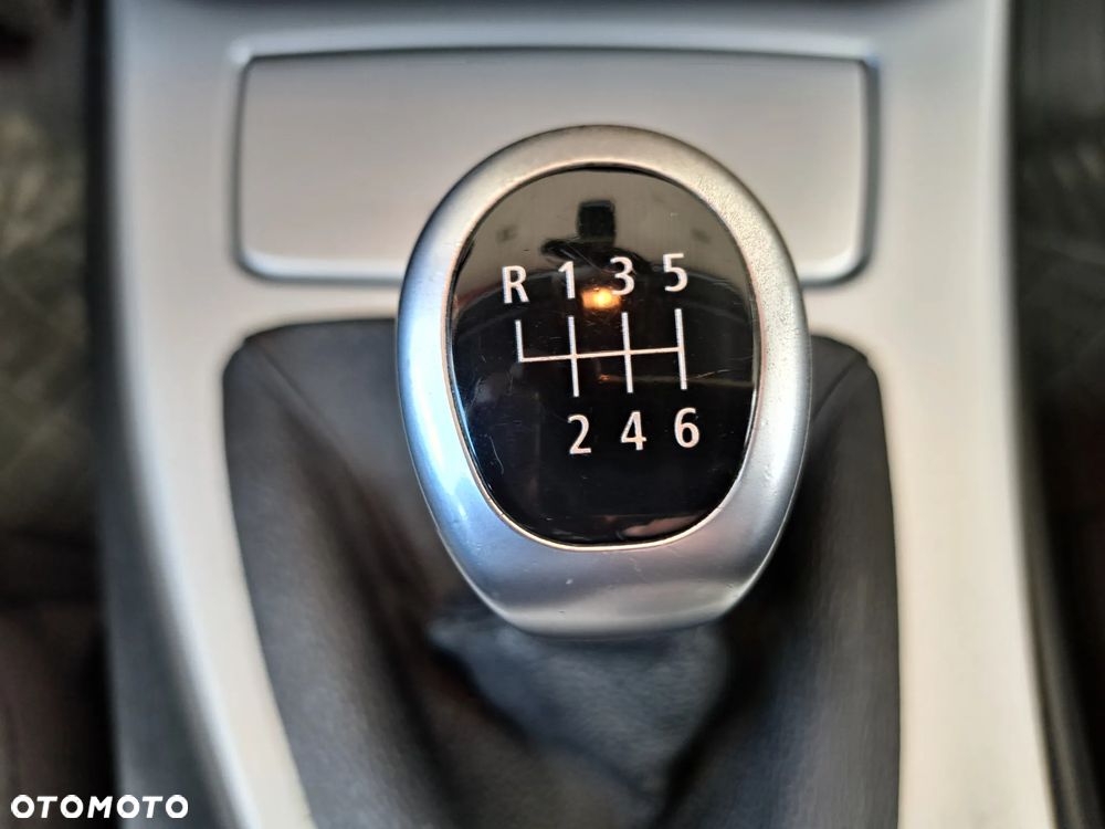 BMW Seria 3 - 26