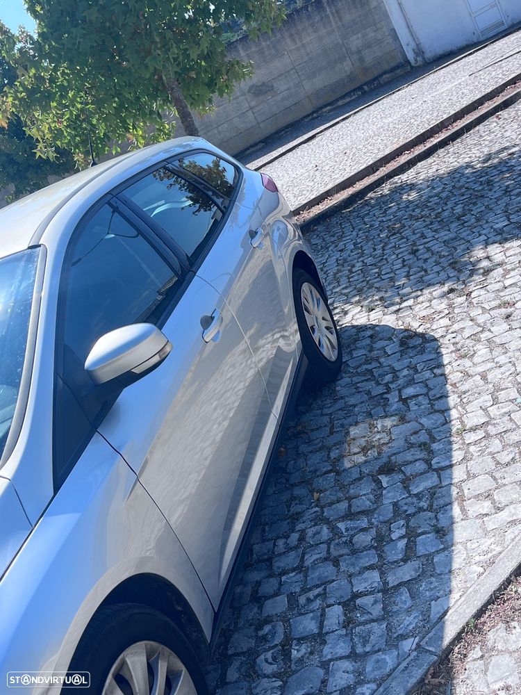 Ford Focus SW 1.6 TDCi DPF S&S Trend - 6