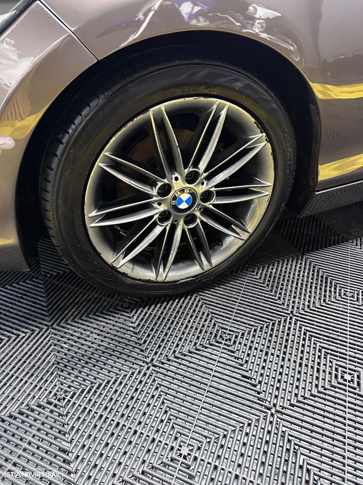 BMW 116 d EfficientDynamics Edition - 11