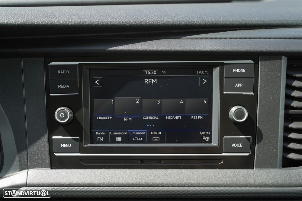 VW Caravelle 2.0 TDi BM Longa Comfortline - 22