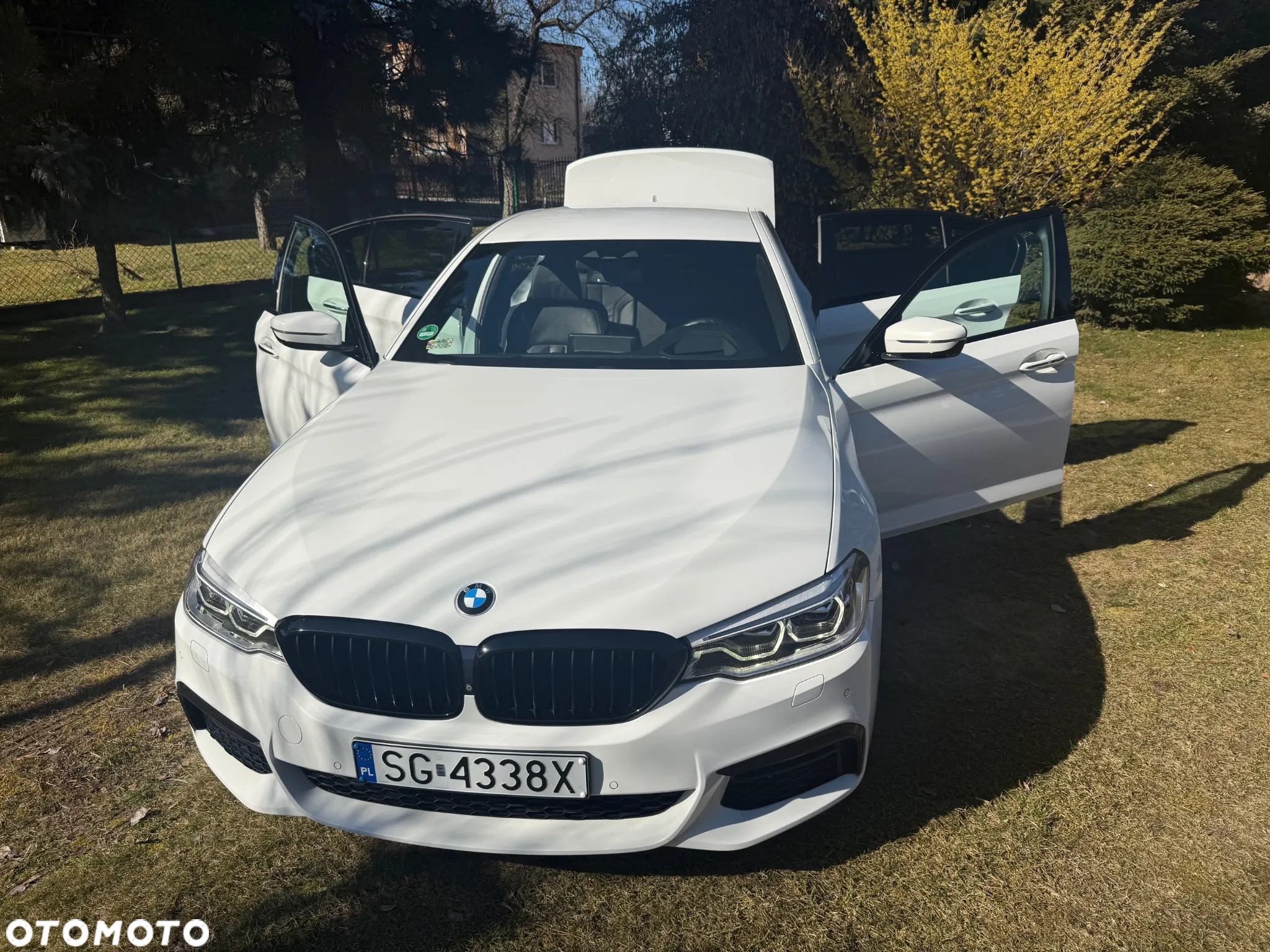 BMW Seria 5 520d M Sport - 8
