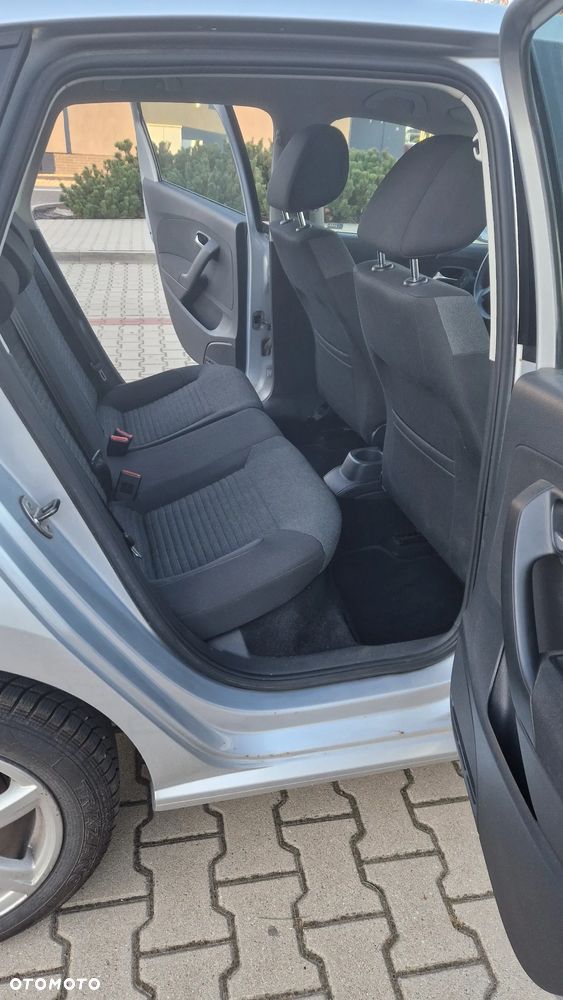 Volkswagen Polo 1.4 16V Comfortline - 9
