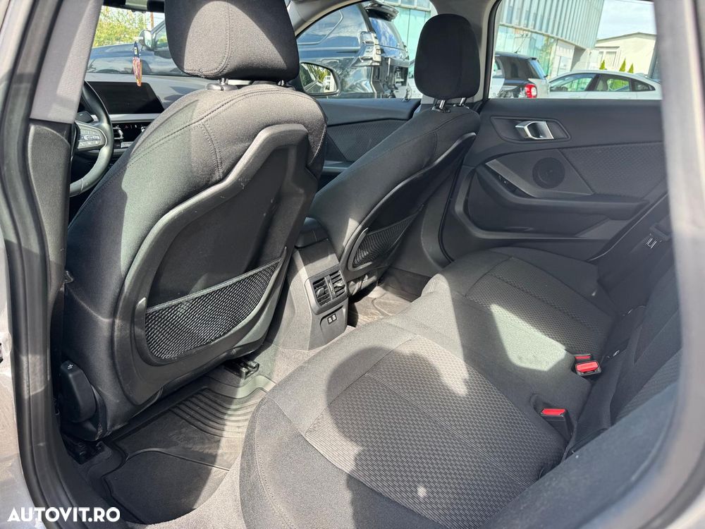 BMW Seria 2 218d AT - 18
