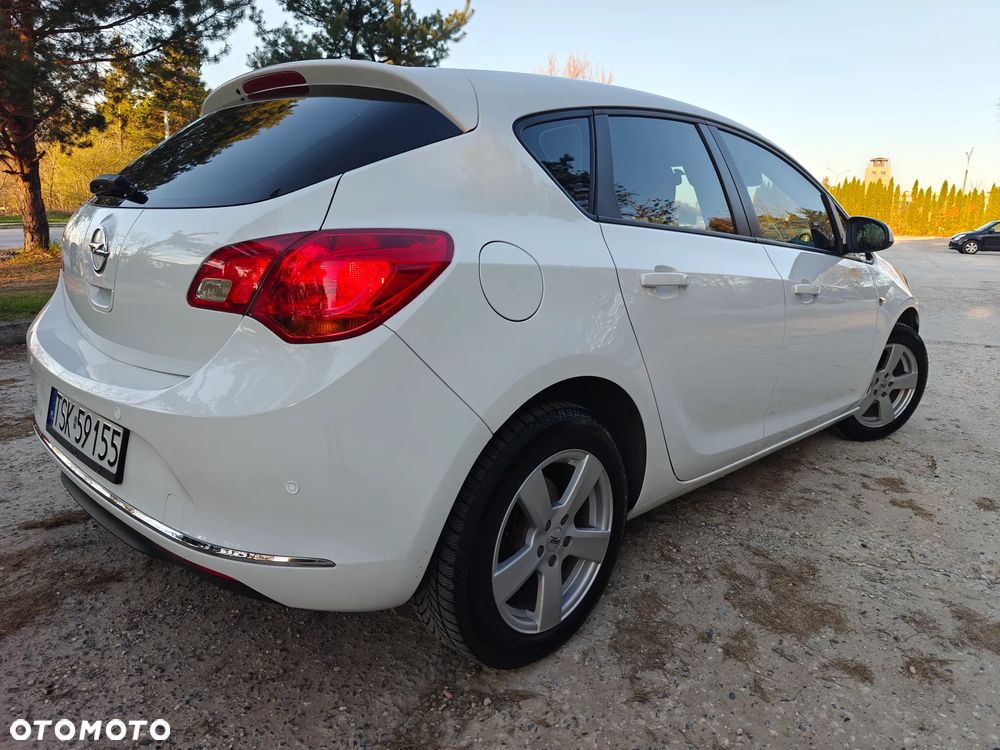 Opel Astra 1.4 Turbo - 17