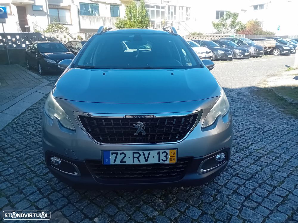 Peugeot 2008 1.6 BlueHDi Style - 2