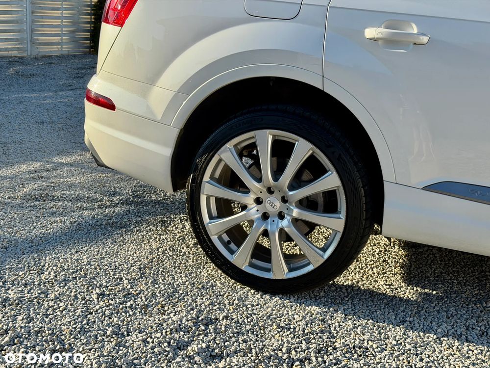 Audi Q7 55 TFSI quattro tiptronic - 32