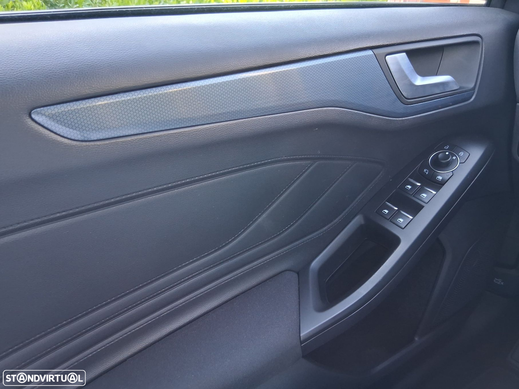 Ford Focus SW 1.0 EcoBoost MHEV Active - 37