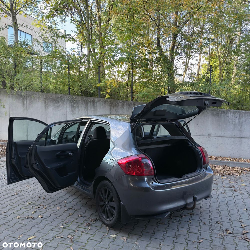 Toyota Auris 2.0 D-4D Luna - 10