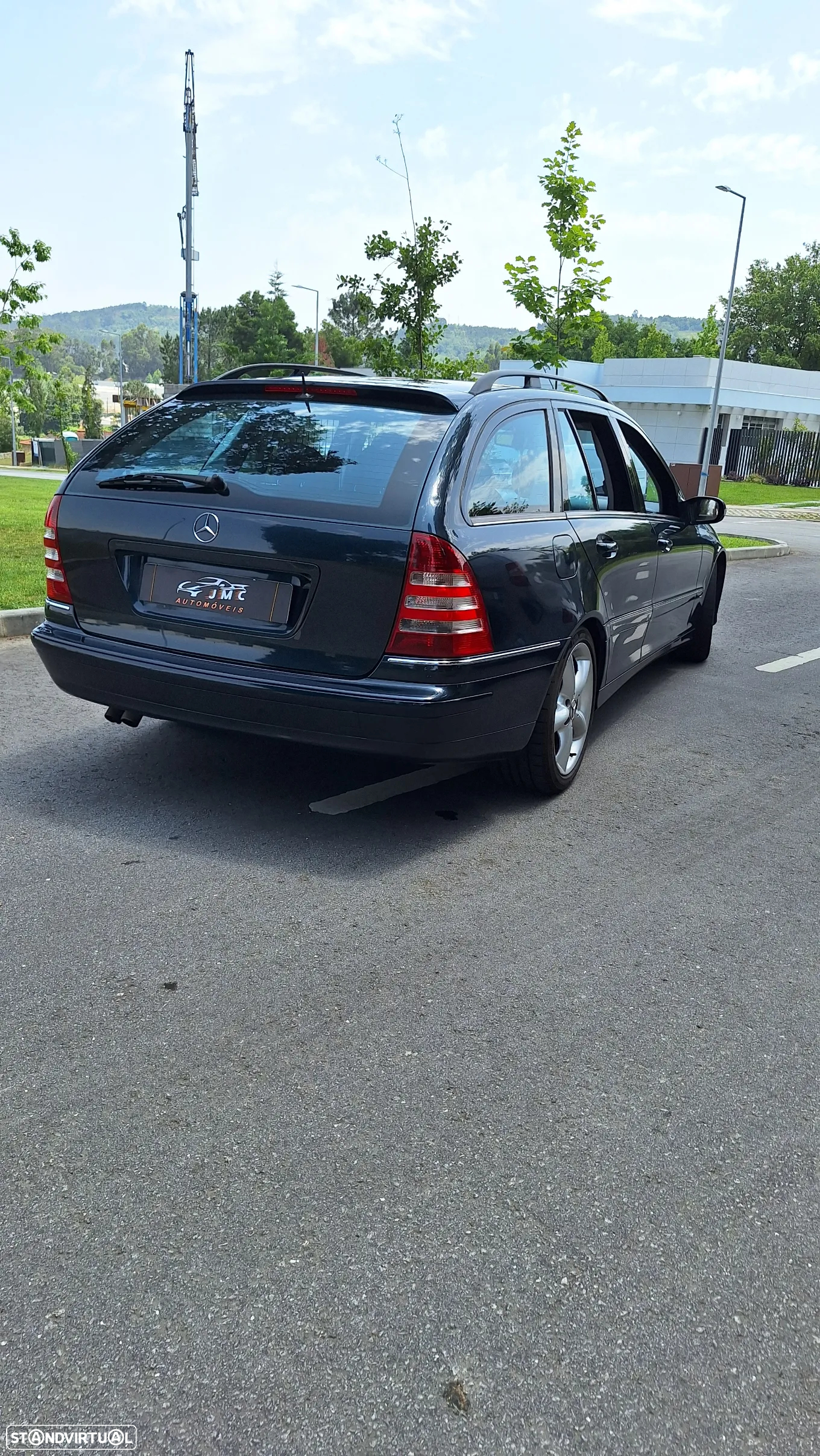 Mercedes-Benz 220 - 4