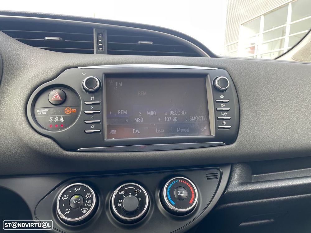 Toyota Yaris 1.0 VVT-i Comfort+P.Style - 18