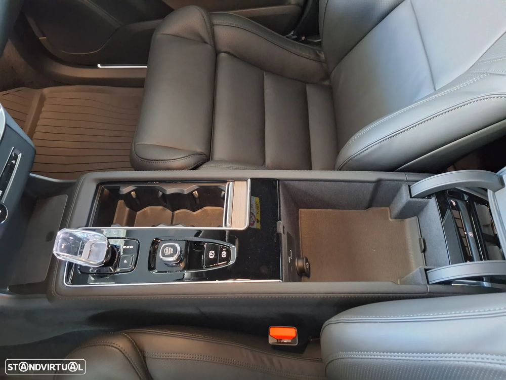 Volvo XC 90 2.0 T8 PHEV Black Edition AWD - 20