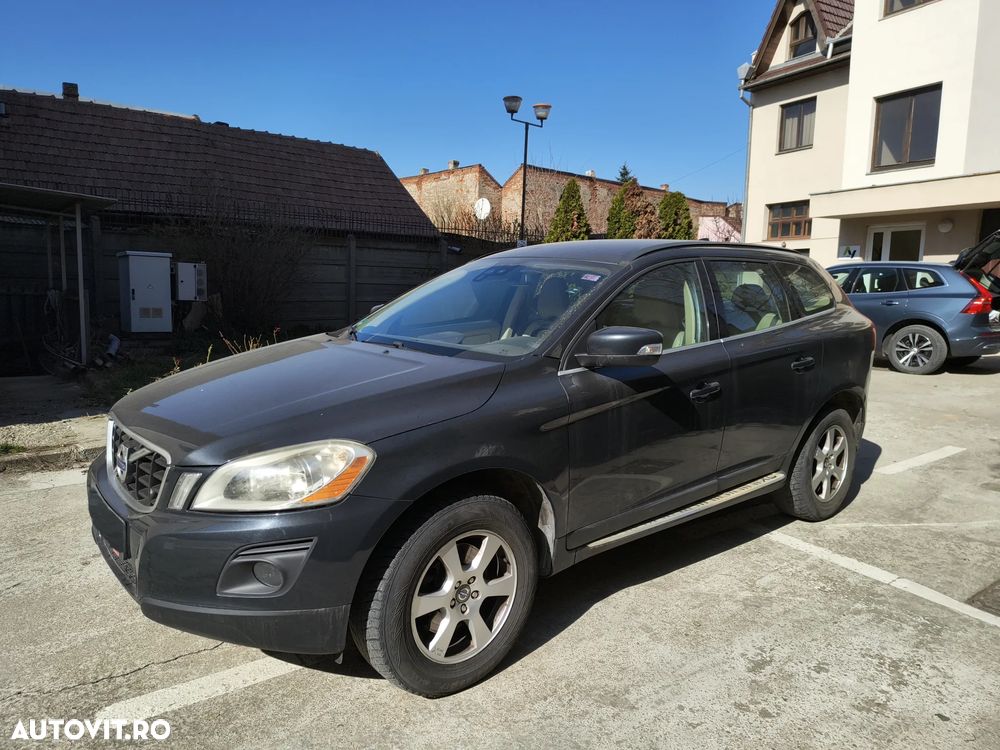 Volvo XC 60 2.4D DRIVe - 11