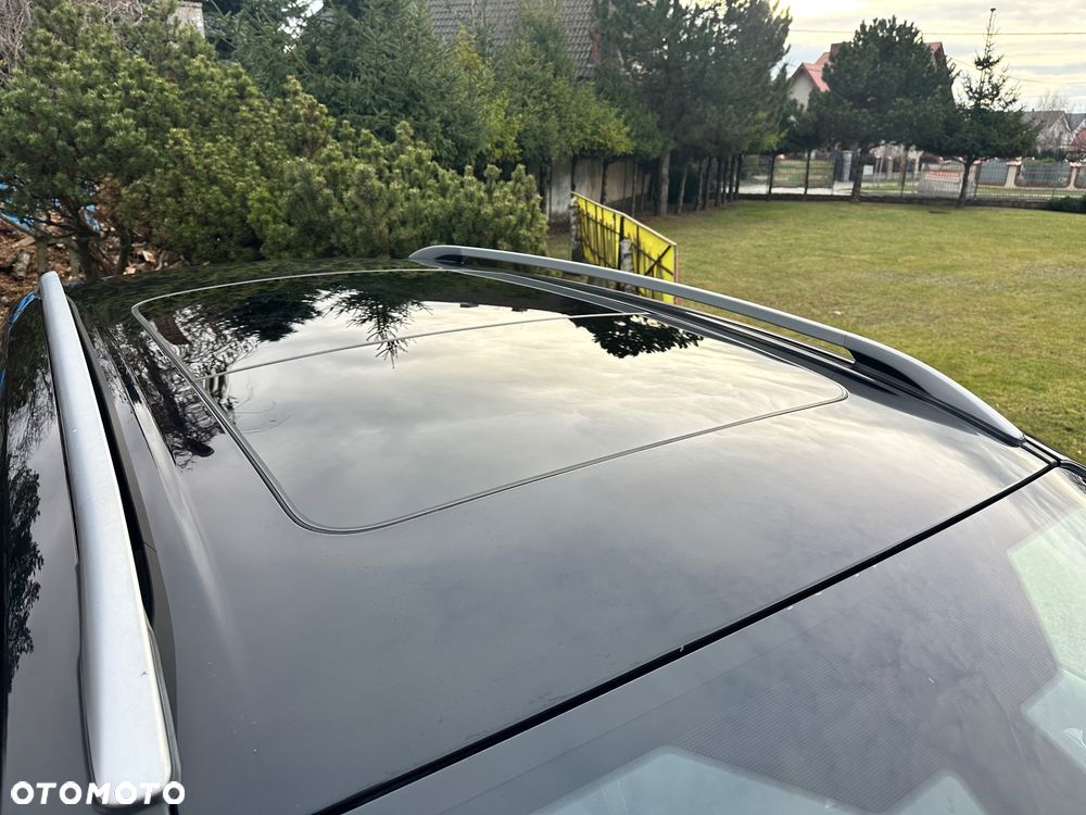 Ford Kuga 2.0 TDCi 4x4 Titanium - 33