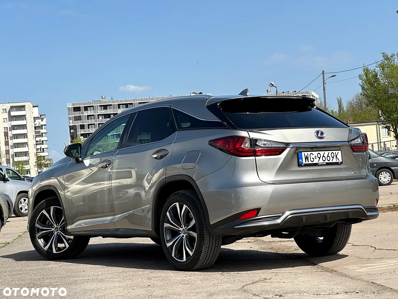 Lexus RX - 4